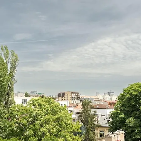Vivando - Bright 1br - Amazing Terrace + Parking Apartment