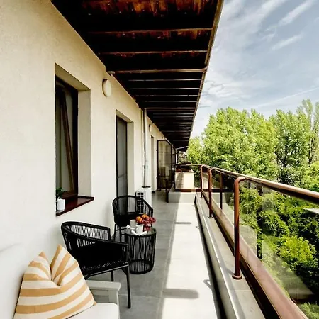 Vivando - Bright 1br - Amazing Terrace + Parking