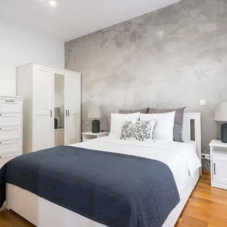 Vivando - Bright 1br - Amazing Terrace + Parking * Bucharest