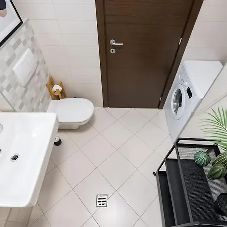 Vivando - Bright 1br - Amazing Terrace + Parking