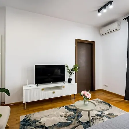 Vivando - Bright 1br - Amazing Terrace + Parking *