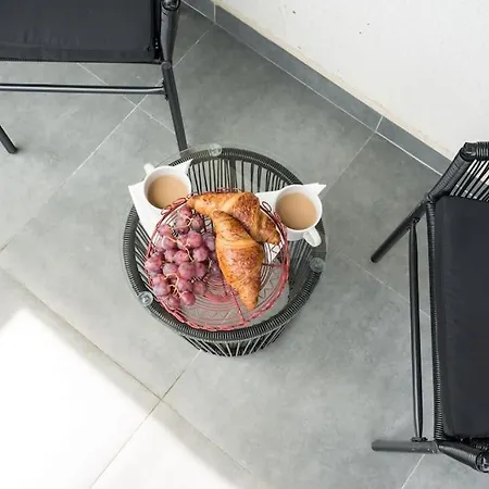 Vivando - Bright 1br - Amazing Terrace + Parking * Bucharest